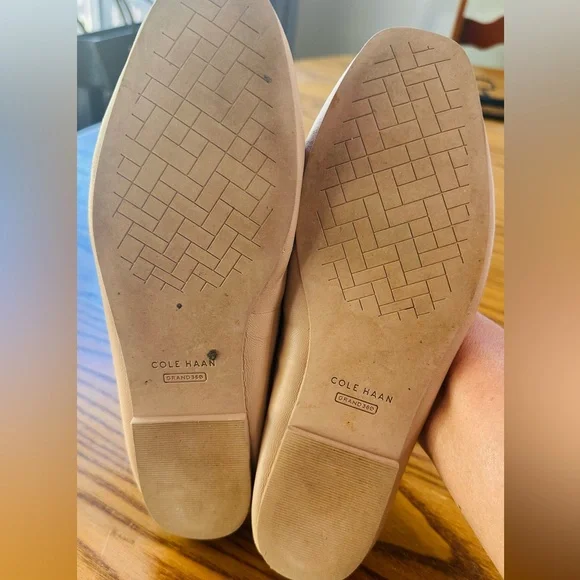 Cole Haan Nude Leather Ballet Flats (shoe17) - Picture 5 of 7